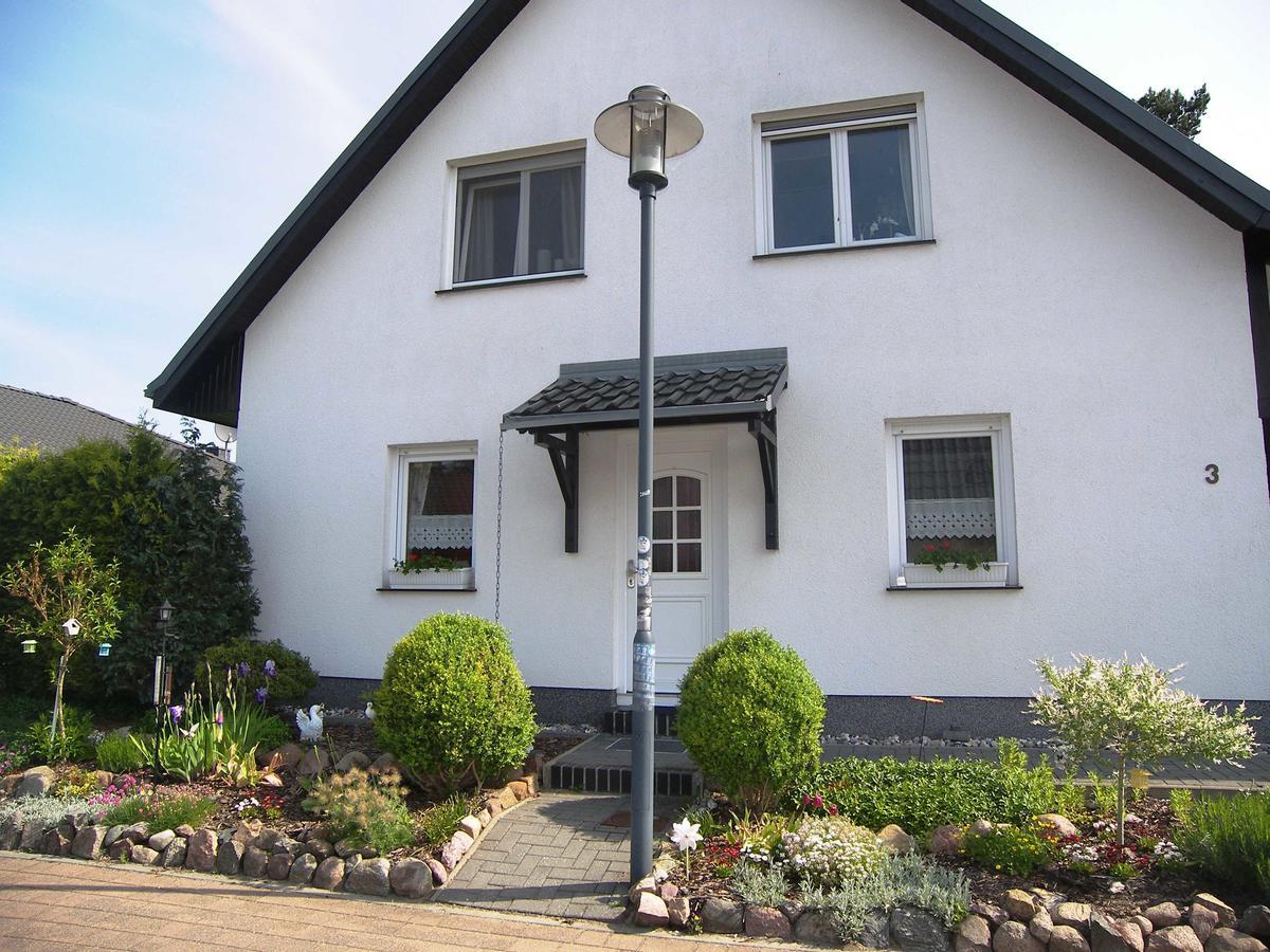 Ferienwohnung Waldsiedlung Heringsdorf  Exterior photo